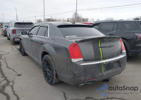 2019 Chrysler 300 Touring L Awd из США, поврежденный, VIN 2C3CCARG4KH548953